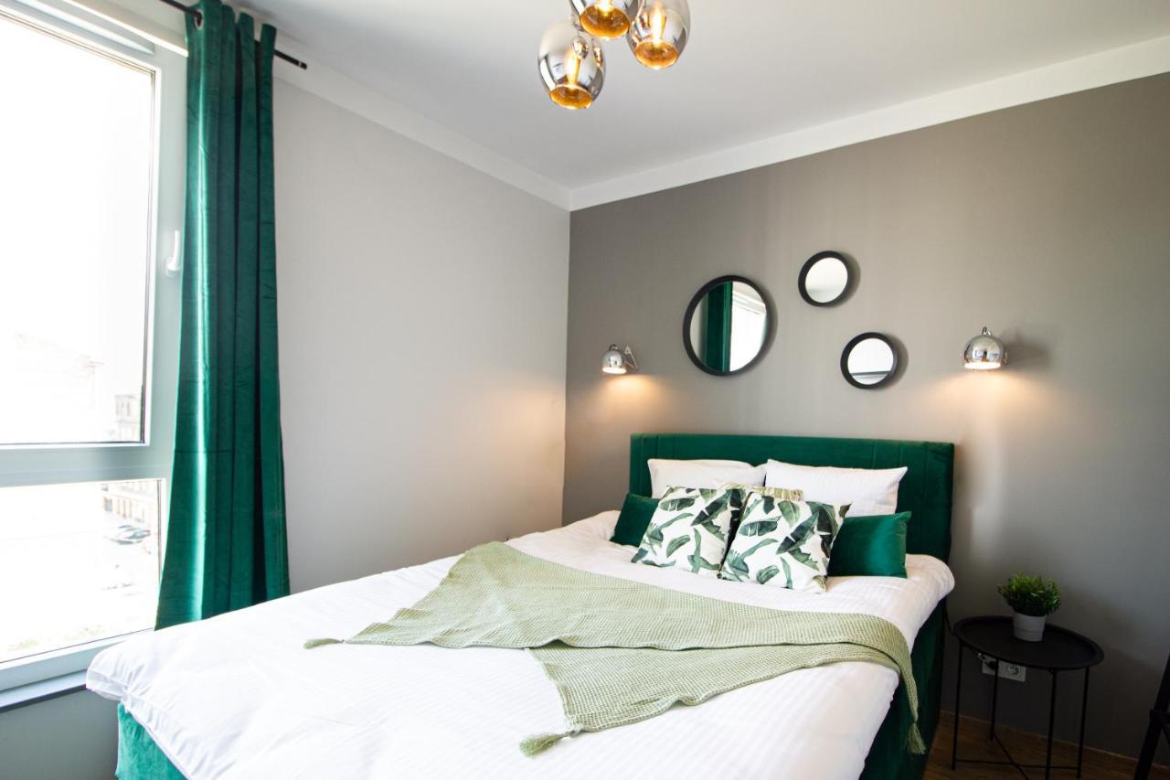 Apartamento Patio Praga Metro *